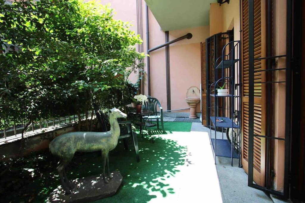 Appartamento Con Giardino Vicino A San Siro Milaan Buitenkant foto