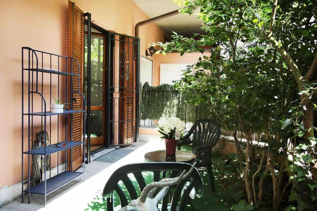 Appartamento Con Giardino Vicino A San Siro Milaan Buitenkant foto